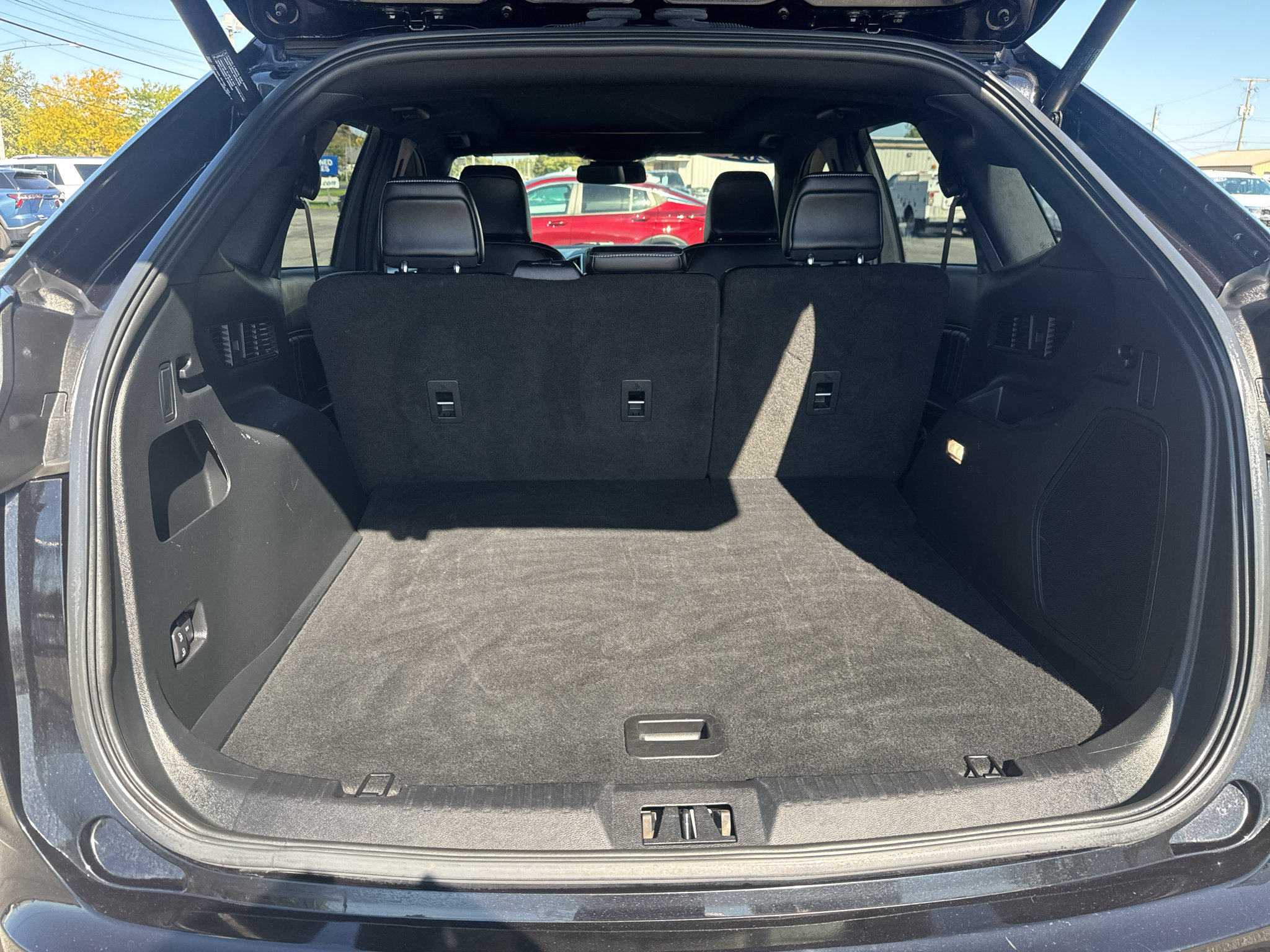 Used 2022 Ford Edge ST w/ Equipment Group 401A AWD/4WD image 8
