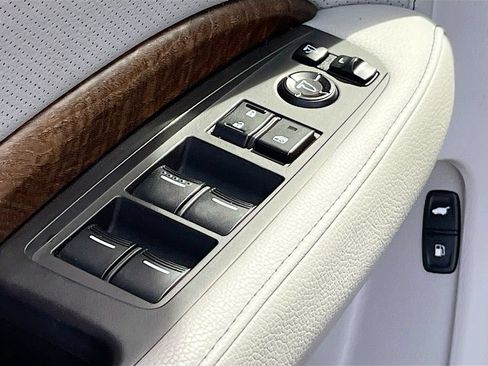 Used 2020 Acura MDX SH-AWD w/ Technology Package image 18