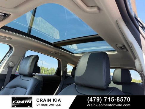 Certified 2026 Kia Sportage EX w/ EX Panoramic Sunroof Package AWD/4WD image 22