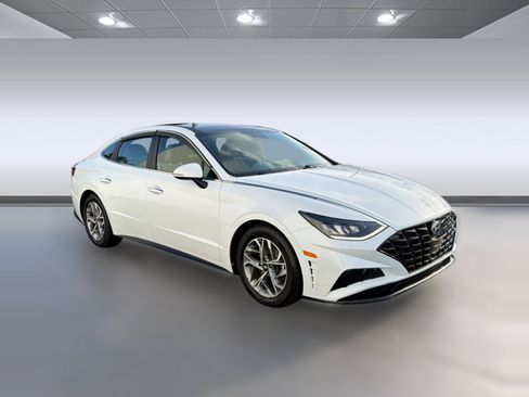 Used 2020 Hyundai Sonata SEL w/ Premium + Sunroof Package FWD image 7
