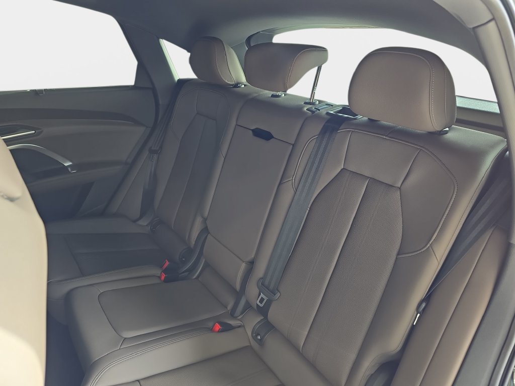 New 2026 Audi Q5 Premium Plus AWD/4WD image 12