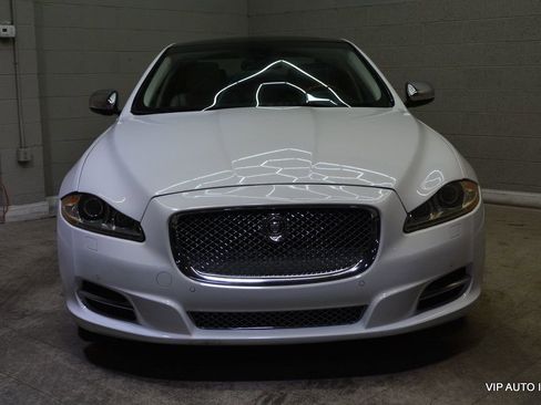 Used 2012 Jaguar XJ L image 35