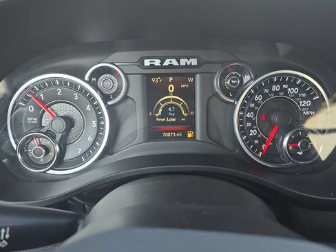 Used 2022 RAM 1500 Big Horn AWD/4WD image 18
