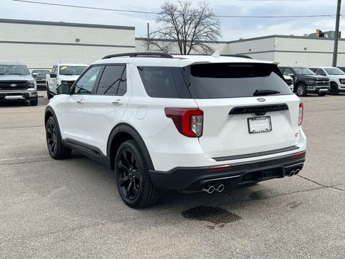 Used 2024 Ford Explorer ST w/ Equipment Group 401A image 6