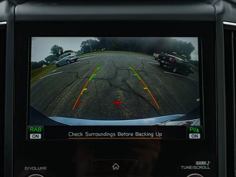 Used 2024 Subaru Forester Limited AWD/4WD image 17