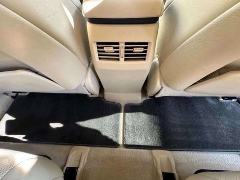 Used 2010 Lexus RX 350 AWD image 9