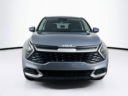 Used 2025 Kia Sportage LX FWD image 2