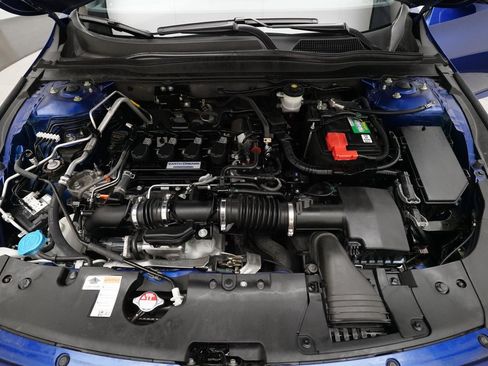 Used 2020 Honda Accord Sport image 3