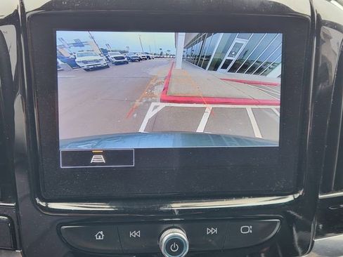 Certified 2023 Chevrolet Traverse LT FWD image 15
