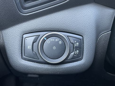 Used 2016 Ford Escape SE image 25