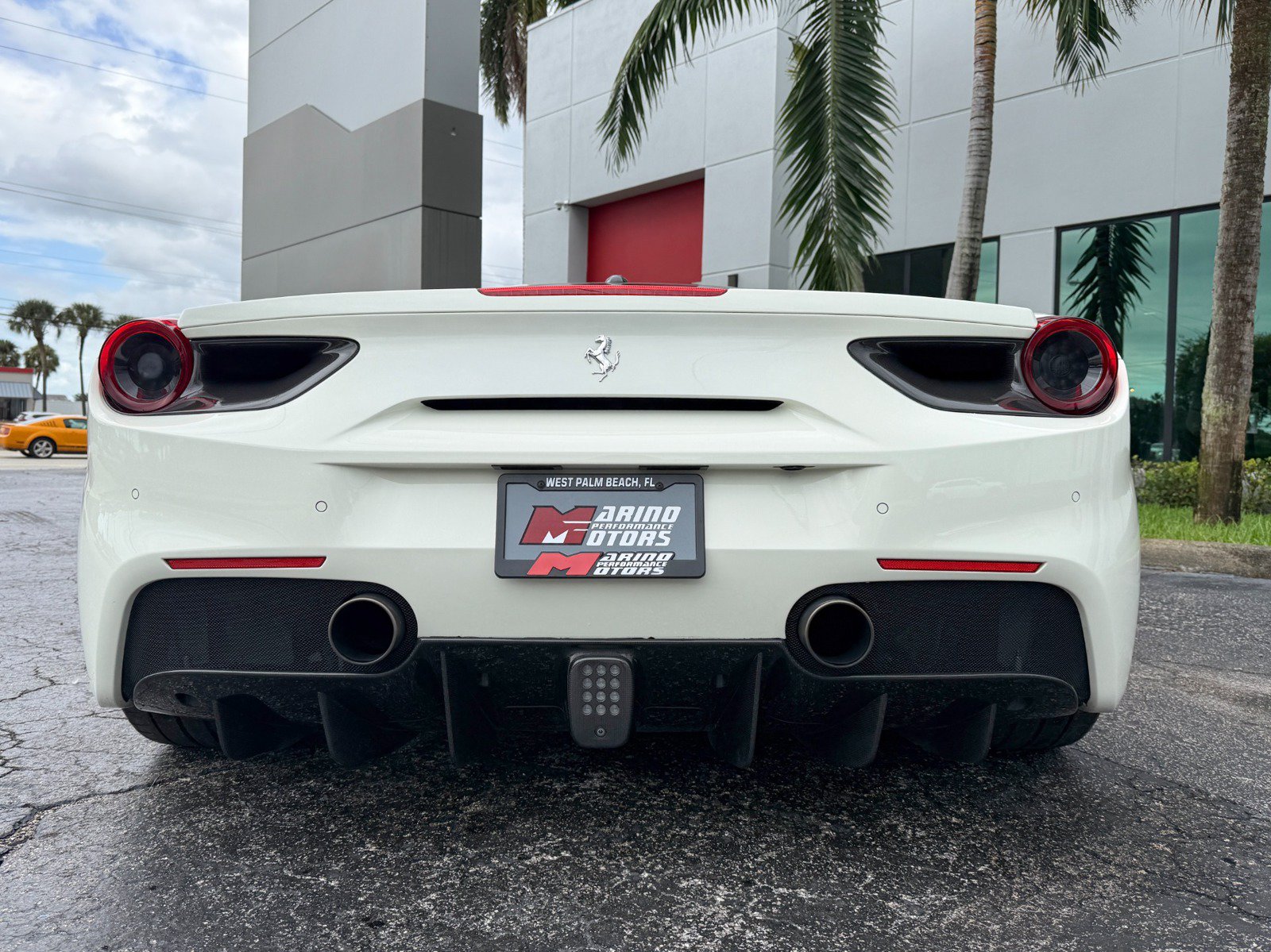 Used 2016 Ferrari 488 GTB RWD image 20