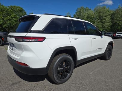 New 2026 Jeep Grand Cherokee Altitude