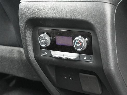 Used 2025 Chevrolet Traverse High Country FWD image 47
