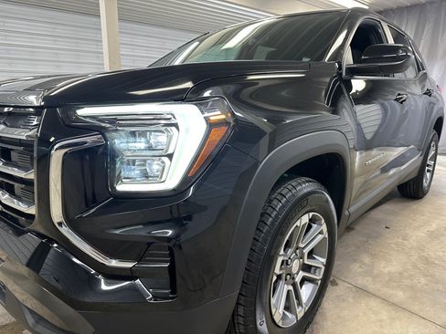 Used 2025 GMC Terrain Elevation FWD image 32