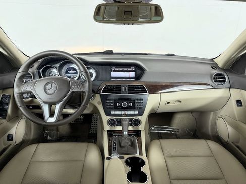 Used 2014 Mercedes-Benz C 300 4MATIC Sedan image 43