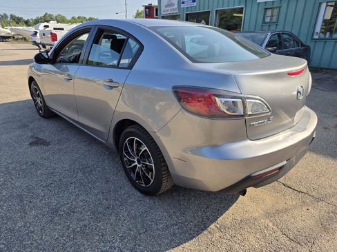 Used 2011 MAZDA MAZDA3 i Sport FWD image 13