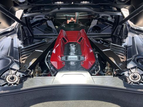 Used 2023 Chevrolet Corvette Z06 w/ Z07 Performance Package RWD image 19