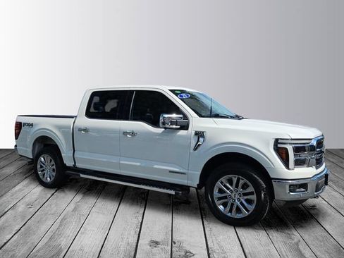 Used 2025 Ford F150 Lariat w/ Equipment Group 502A High AWD/4WD image 7