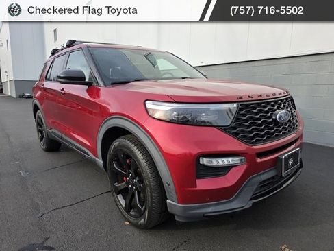 Used 2020 Ford Explorer ST w/ ST Street Pack image 11