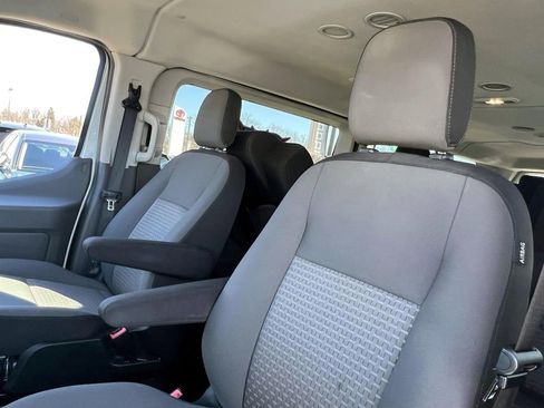 Used 2023 Ford Transit 350 XLT image 13