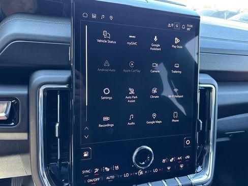 New 2026 GMC Yukon Denali w/ Denali Reserve Package AWD/4WD image 37