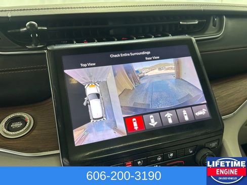 Used 2021 Jeep Grand Cherokee L Summit w/ Luxury Tech Group V image 16