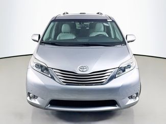 Used 2017 Toyota Sienna Limited Premium video 2