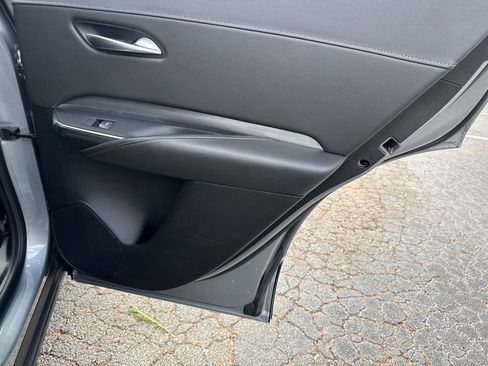 Used 2025 Cadillac XT4 Premium Luxury image 16