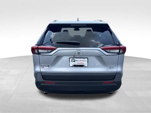 Used 2025 Toyota RAV4 XLE w/ Convenience Package AWD/4WD image 4