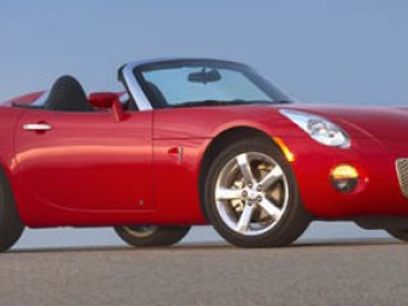 Used 2007 Pontiac Solstice w/ Premium Package