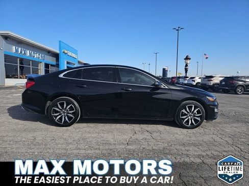 Used 2025 Chevrolet Malibu RS FWD image 11