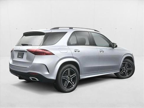 New 2026 Mercedes-Benz GLE 450 4MATIC image 2
