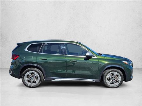 Used 2023 BMW X1 xDrive28i w/ Premium Package image 4