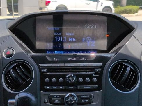 Used 2015 Honda Pilot LX image 18