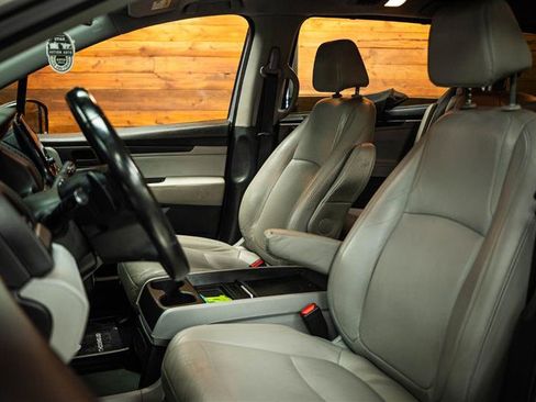 Used 2019 Honda Odyssey EX-L image 10