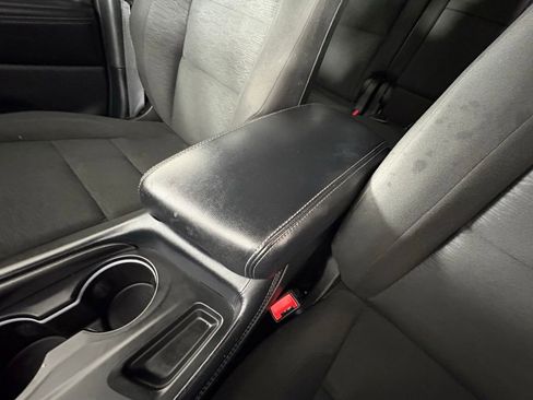 Used 2023 Dodge Durango SXT RWD image 30