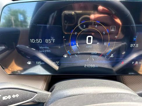 Used 2025 Chevrolet Equinox ACTIV w/ Safety and Technology Package AWD/4WD image 31