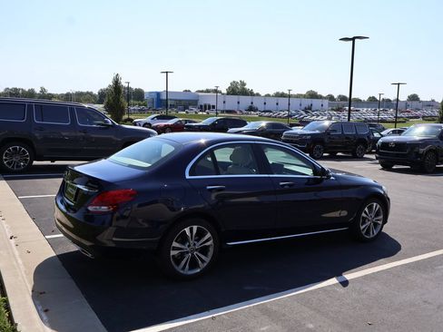 Used 2018 Mercedes-Benz C 300 4MATIC Sedan image 9