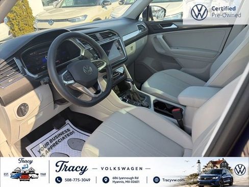 Certified 2023 Volkswagen Tiguan SE w/ Panoramic Sunroof Package AWD/4WD image 8