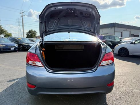 Used 2017 Hyundai Accent SE FWD image 32