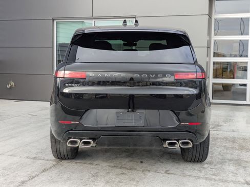 Used 2025 Land Rover Range Rover Sport Autobiography image 9