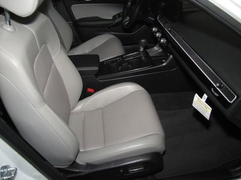 Certified 2025 Honda Civic Sport image 21