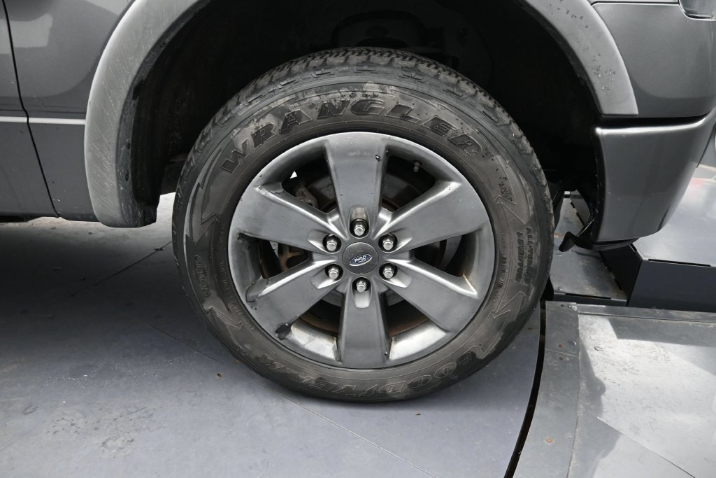 Used 2013 Ford F150 FX4 w/ Luxury Equipment Group AWD/4WD image 15