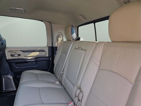 Used 2023 RAM 2500 Limited image 10