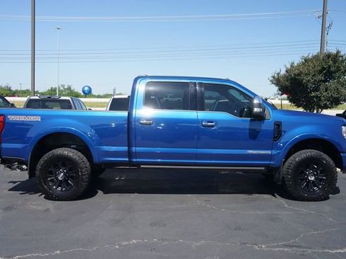 Used 2022 Ford F350 Platinum w/ Tremor Off-Road Package AWD/4WD image 5
