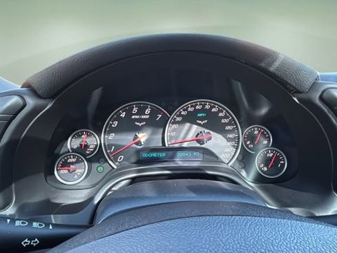 Used 2011 Chevrolet Corvette Coupe w/ Preferred Equipment Group image 15