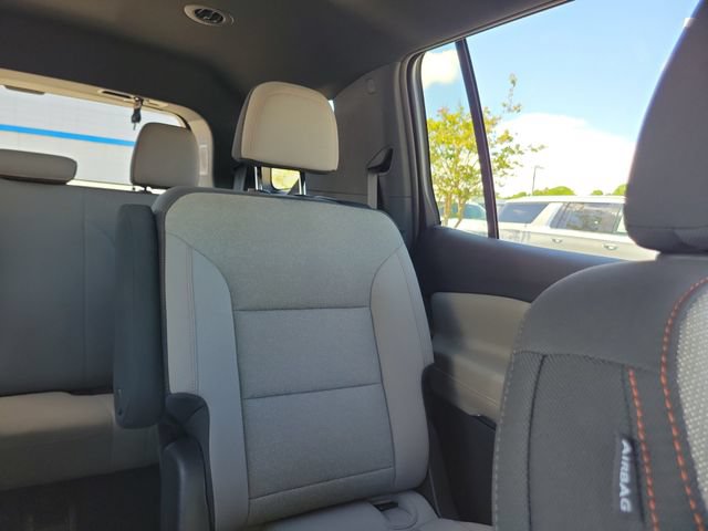 Certified 2026 Chevrolet Traverse LT w/ Driver Confidence Package FWD image 16