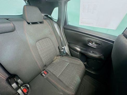 Used 2023 Honda HR-V Sport image 14