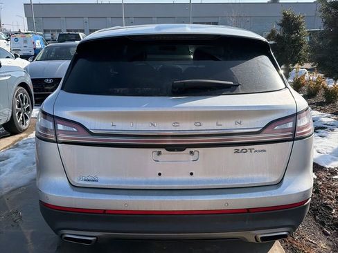 Used 2019 Lincoln Nautilus Reserve image 6