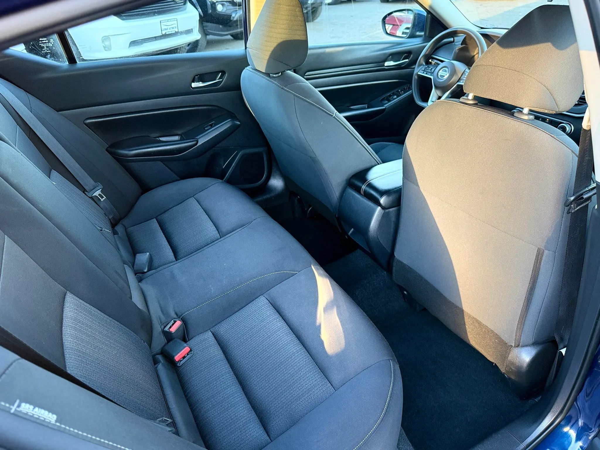 Used 2022 Nissan Altima 2.5 S FWD image 17